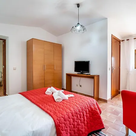 #223 Rural Tranquility In Algarve مزرعة للإقامة باديرن